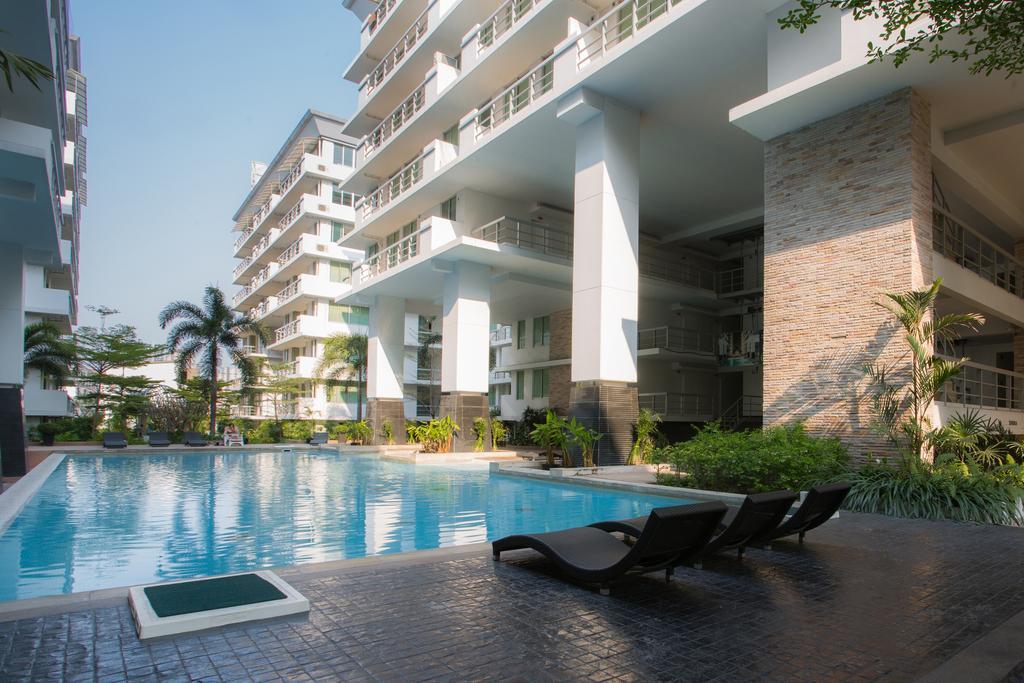 The Capital Resort @ Sukhumvit 50 방콕 외부 사진 The Panorama pool